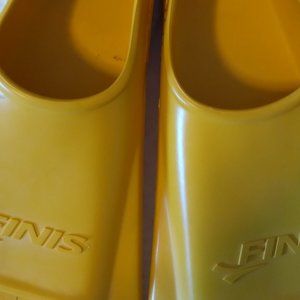 FINIS training fins